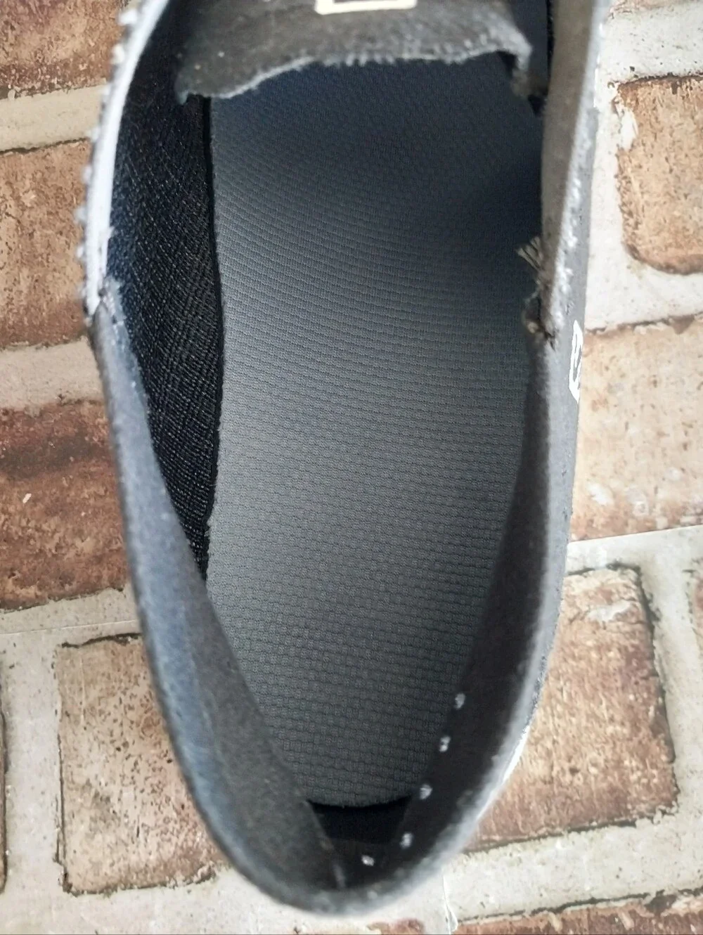 Pre-owned 2021 Salomon Quiet Shade Trail
